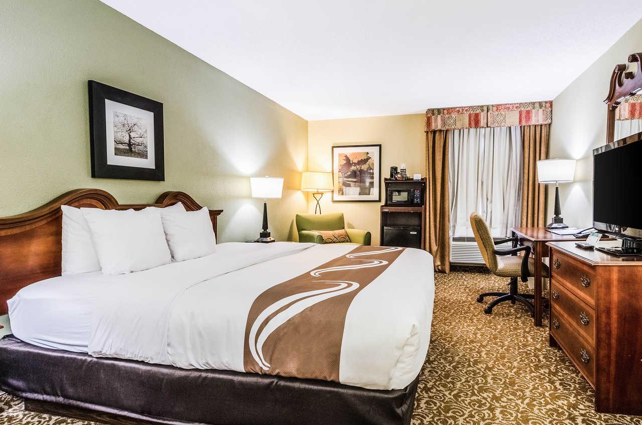 Quality Inn Whiteville North Exteriör bild
