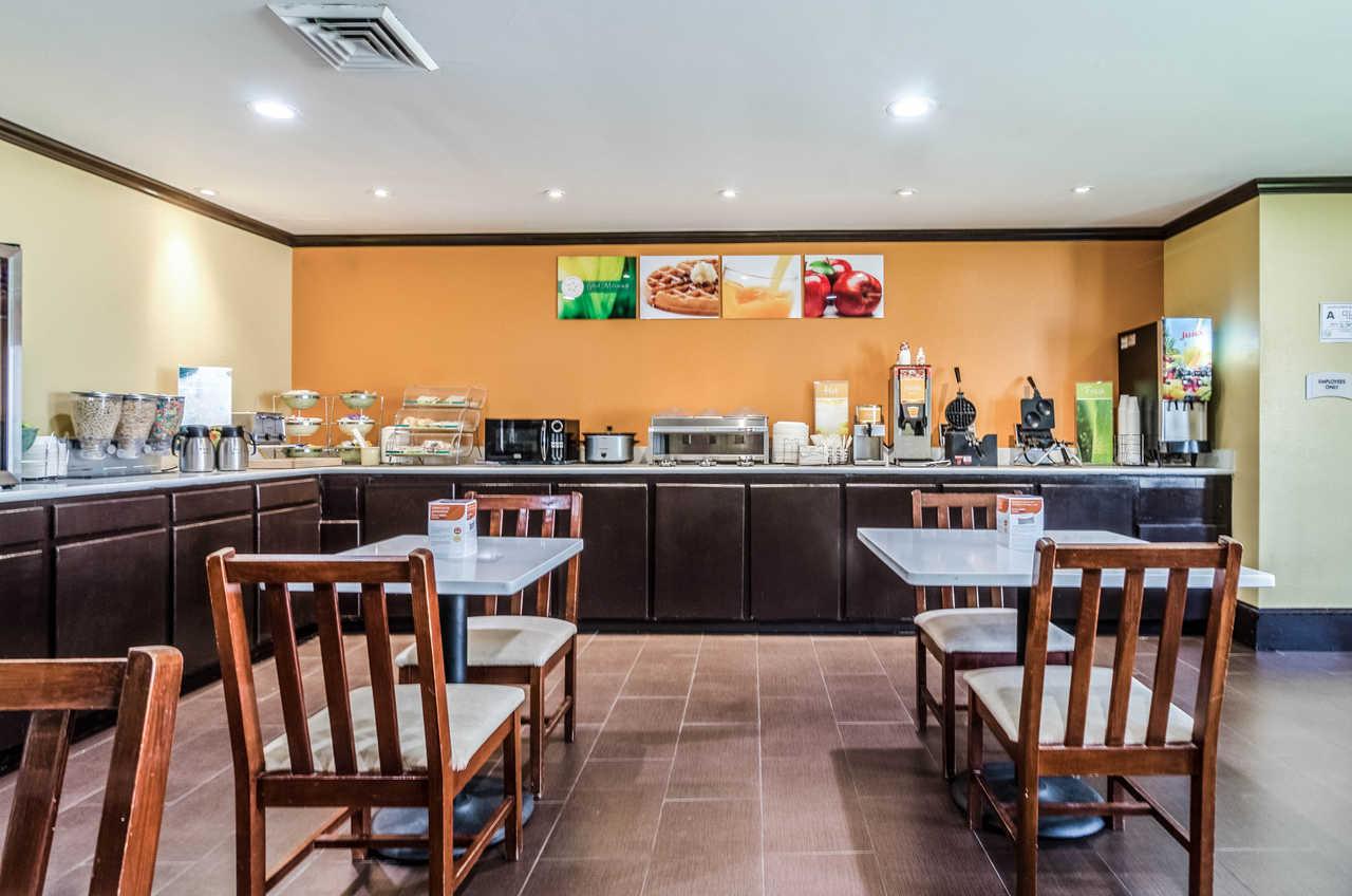 Quality Inn Whiteville North Exteriör bild