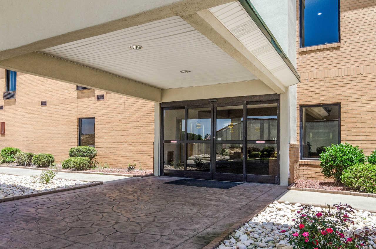 Quality Inn Whiteville North Exteriör bild